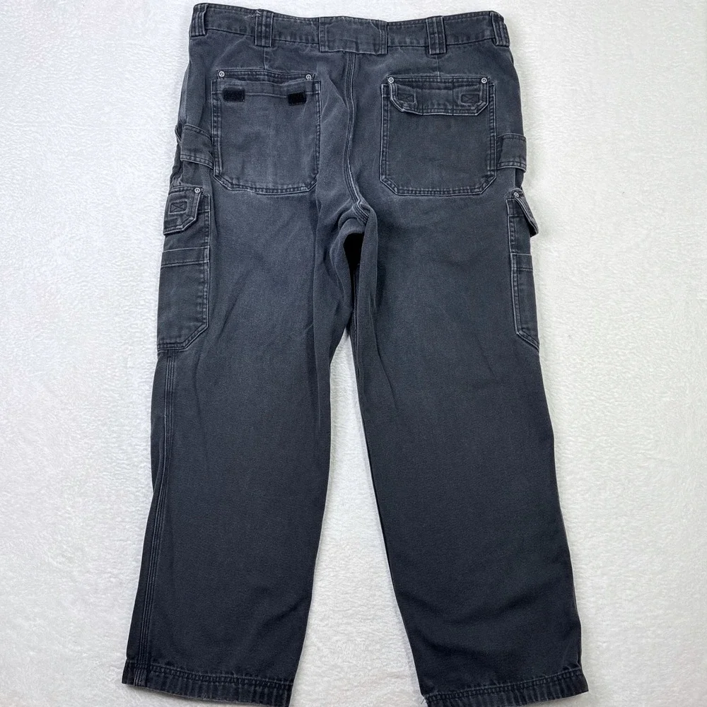 Duluth Trading Co Mens 42x32 Black Fire Hose Cargo Work Pants Faded Actual 39x29